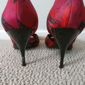 Peep toe heels